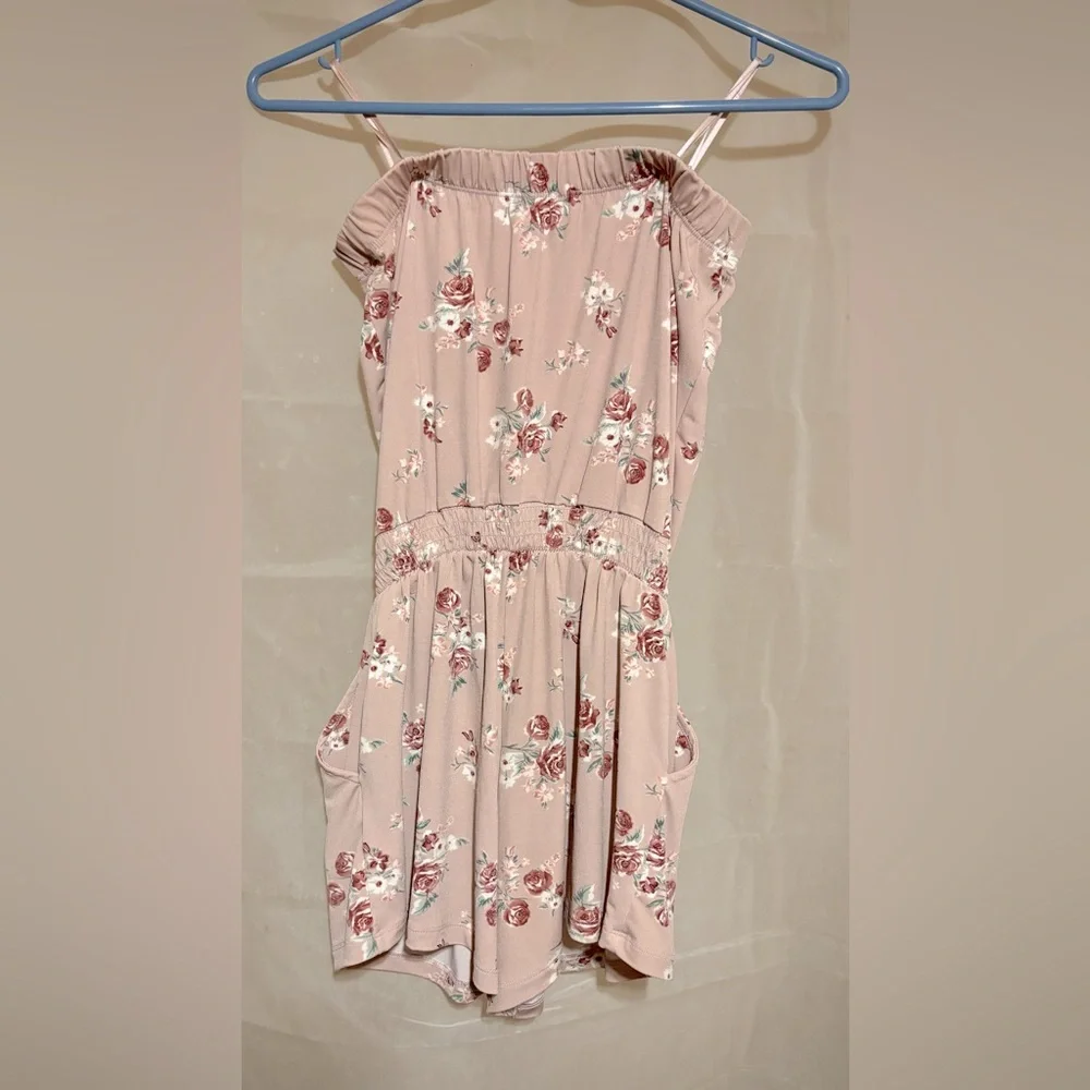 Guess-Floral Print On Blush-Tube Top-Romper-Size Small - Picture 6 of 8